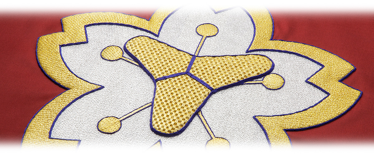 手差し刺繍の迫力は圧巻